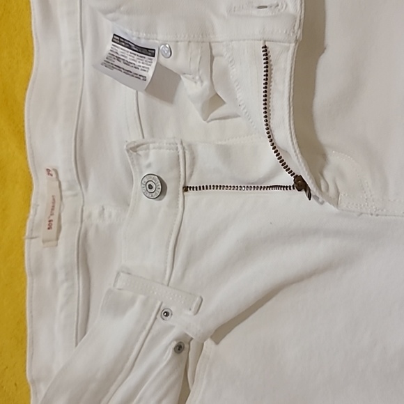 White 505 Straight Levi jeans, 29 in waistline, size 8-10 - Picture 7 of 10